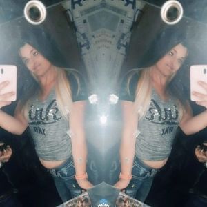 Meet your Posher, Hailey